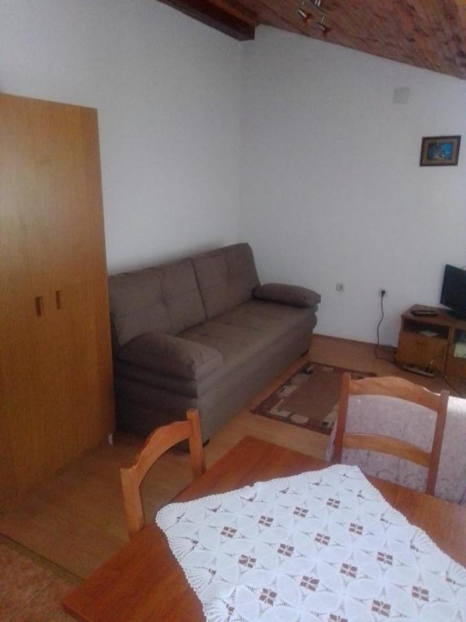 Apartments Nino Ясенак Экстерьер фото